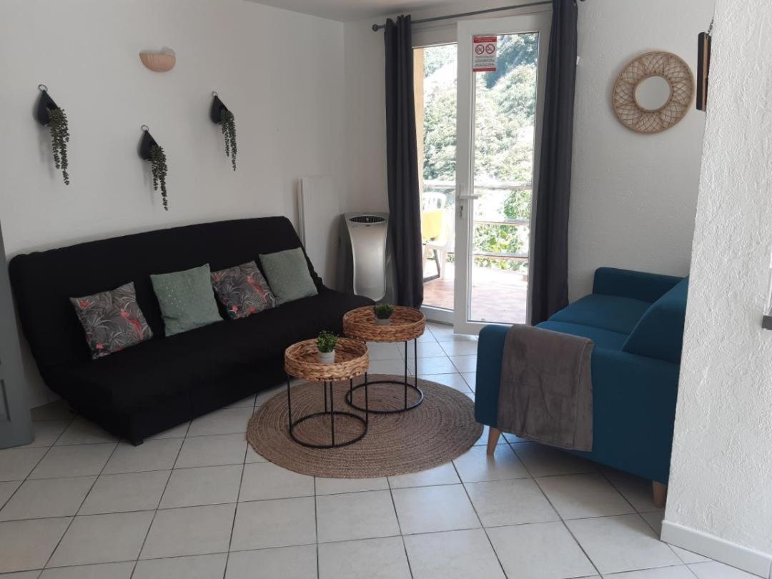Appartement 3 Pieces Dans Maison Individuelle Entre Mer Et Montagnes Bouyon Exterior photo